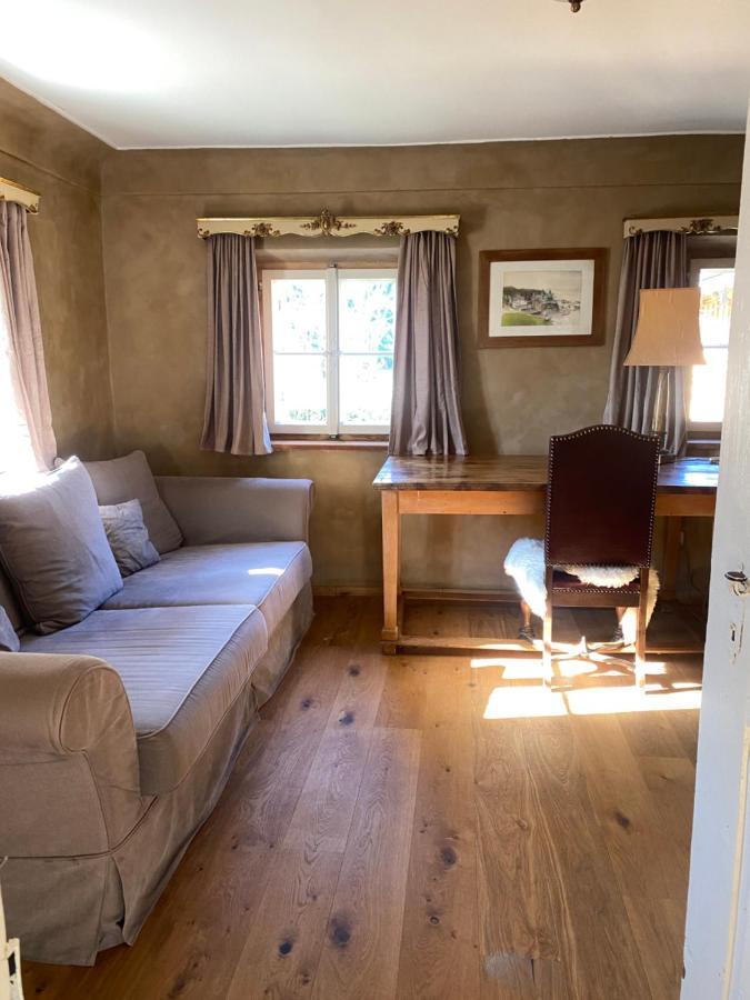 Privatzimmer In 400 Jahre Alten Bauernhaus Niederalm 외부 사진